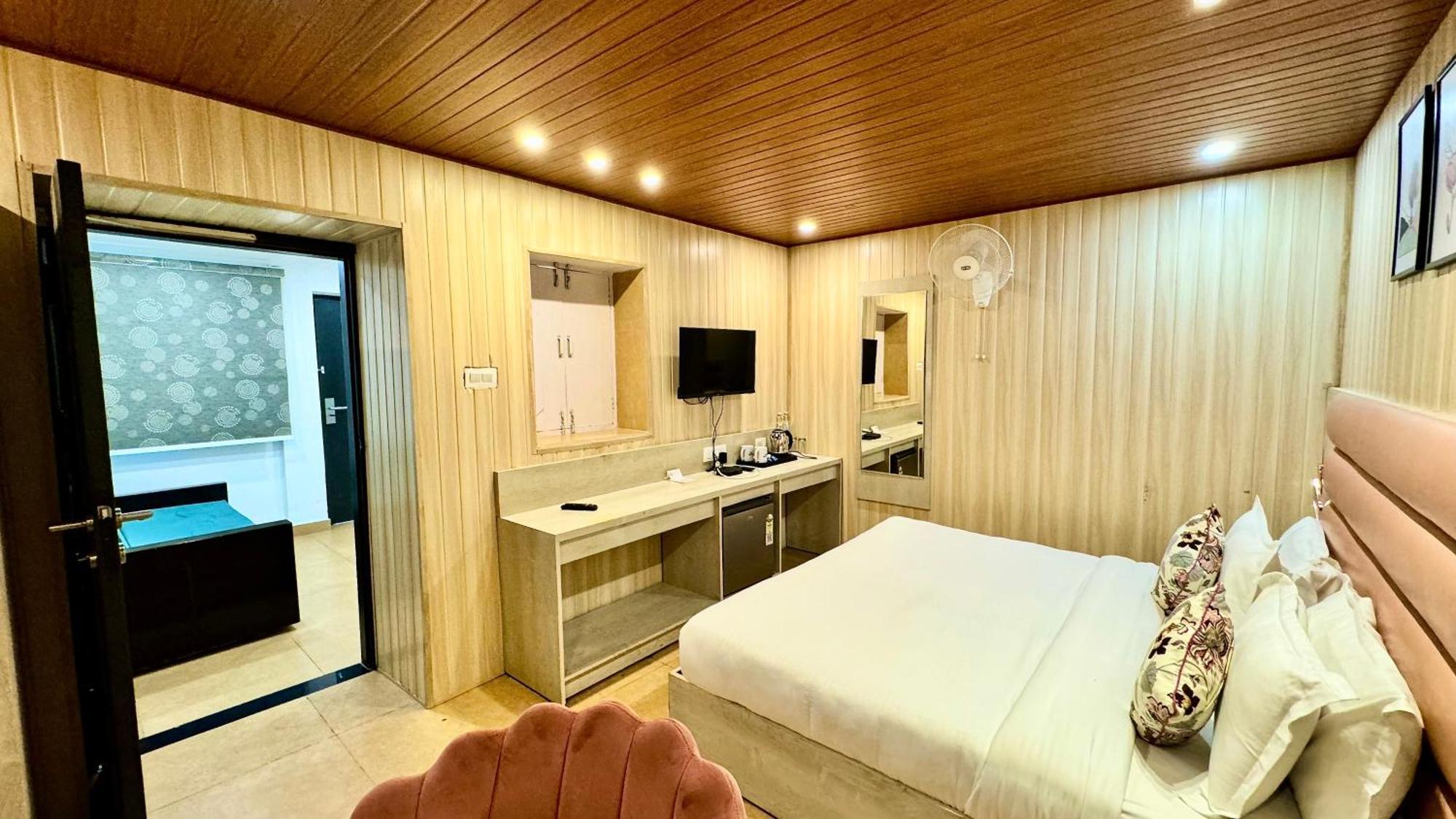 Hotel Pride Inn - 800 Mts From Mall Road Masuri Exterior foto