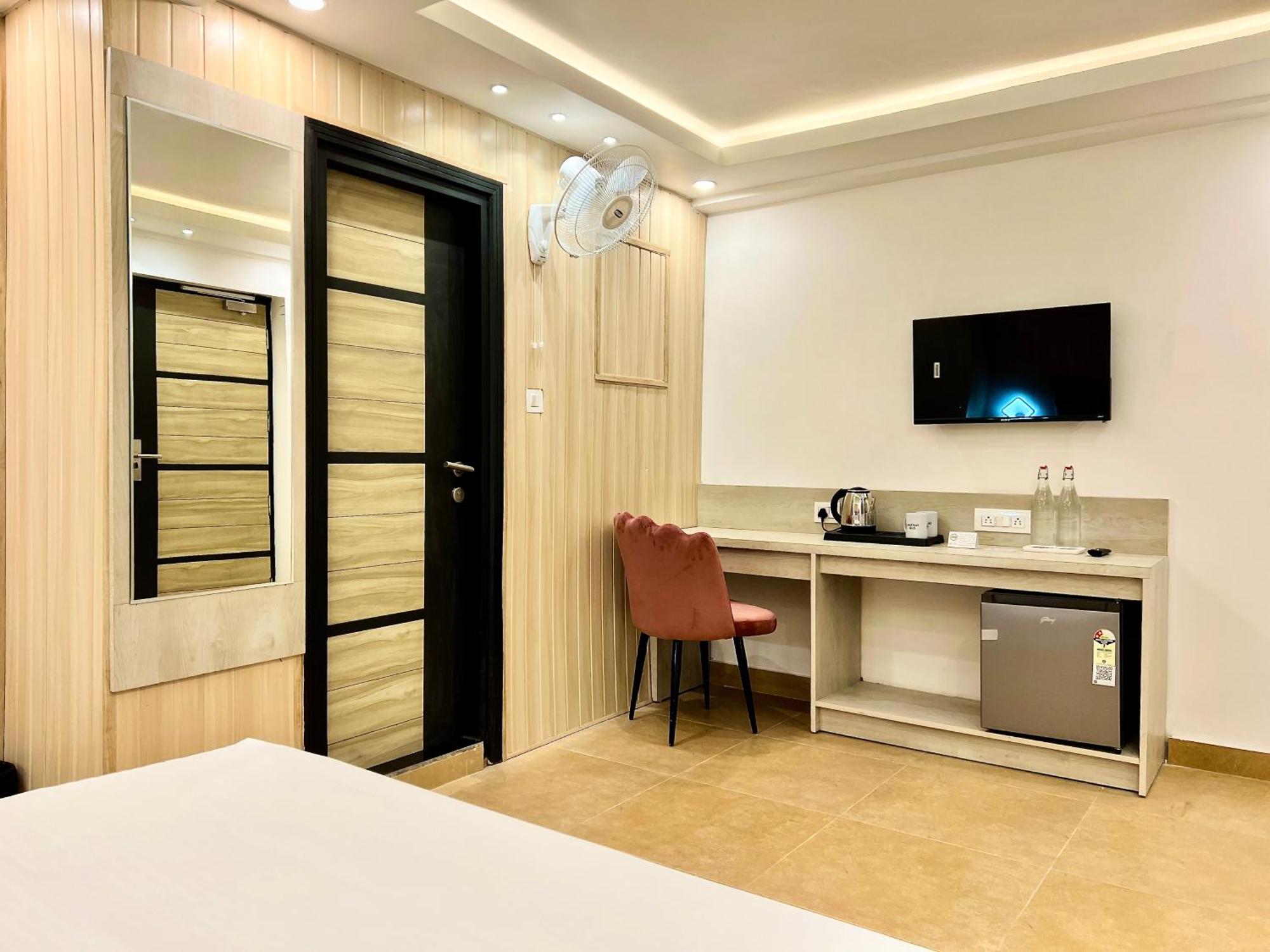 Hotel Pride Inn - 800 Mts From Mall Road Masuri Exterior foto